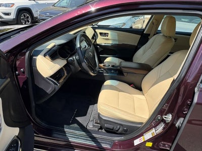 2017 Toyota Avalon XLE Sedan 4D