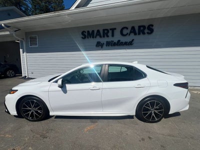2023 Toyota Camry SE Sedan 4D