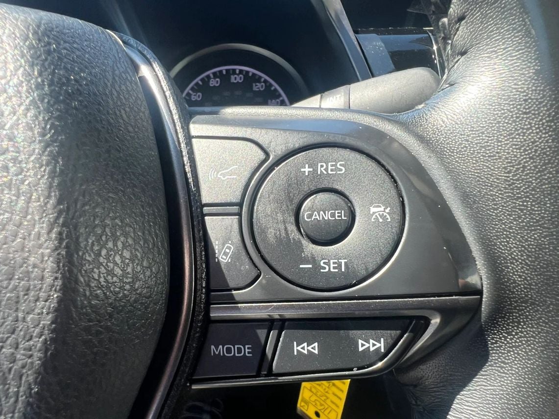 2023 Toyota Camry SE Sedan 4D