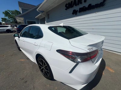 2023 Toyota Camry SE Sedan 4D