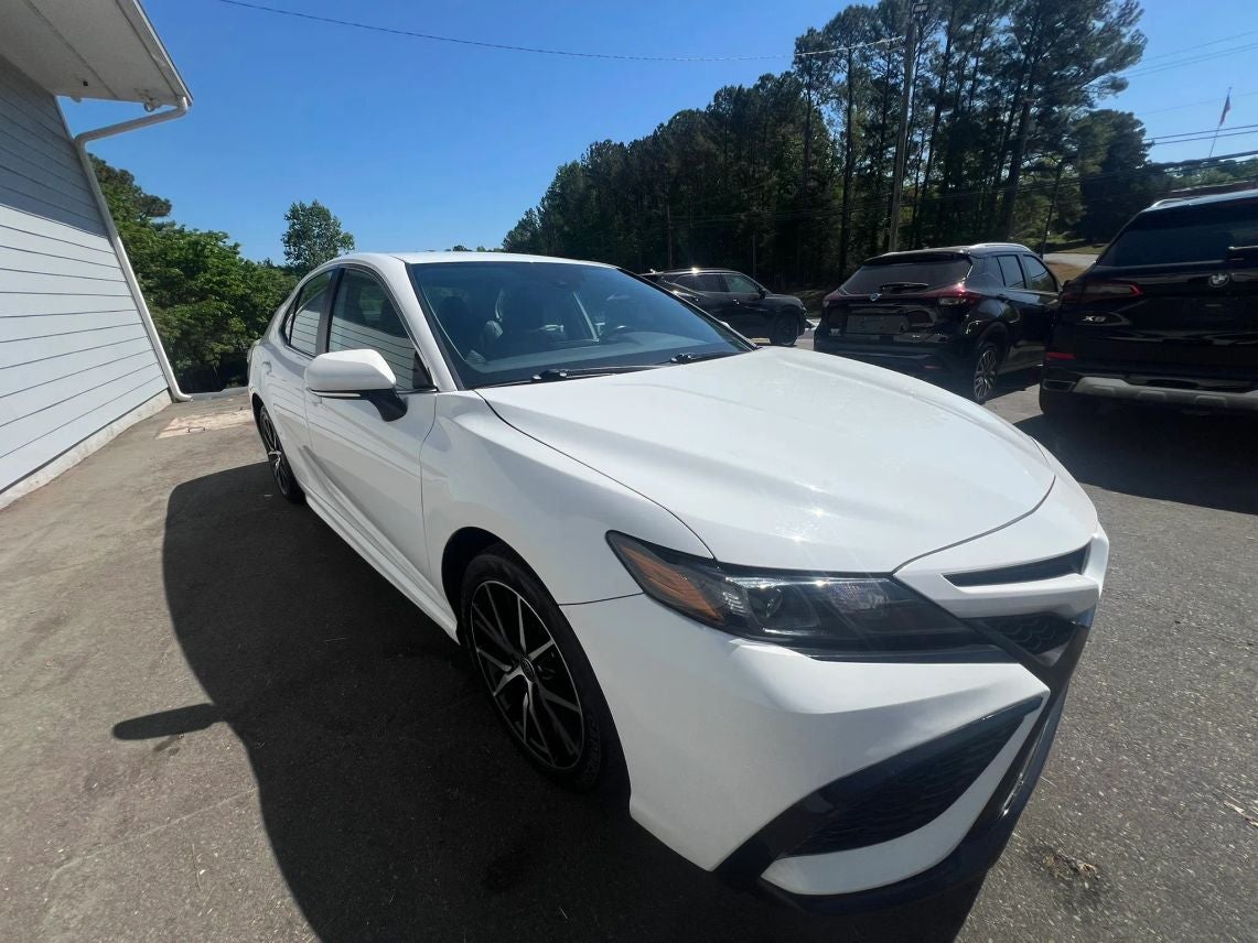 2023 Toyota Camry SE Sedan 4D