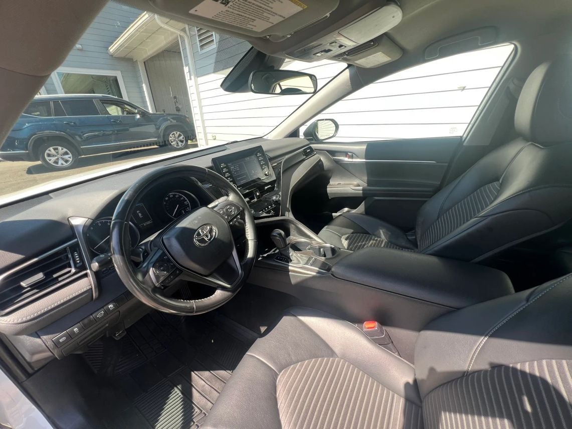 2023 Toyota Camry SE Sedan 4D