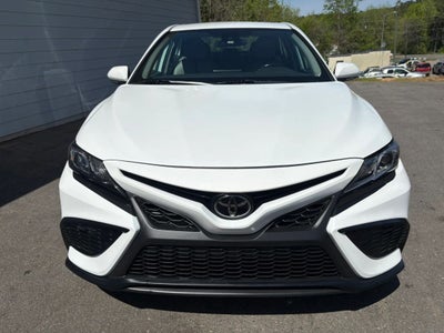 2022 Toyota Camry SE Sedan 4D