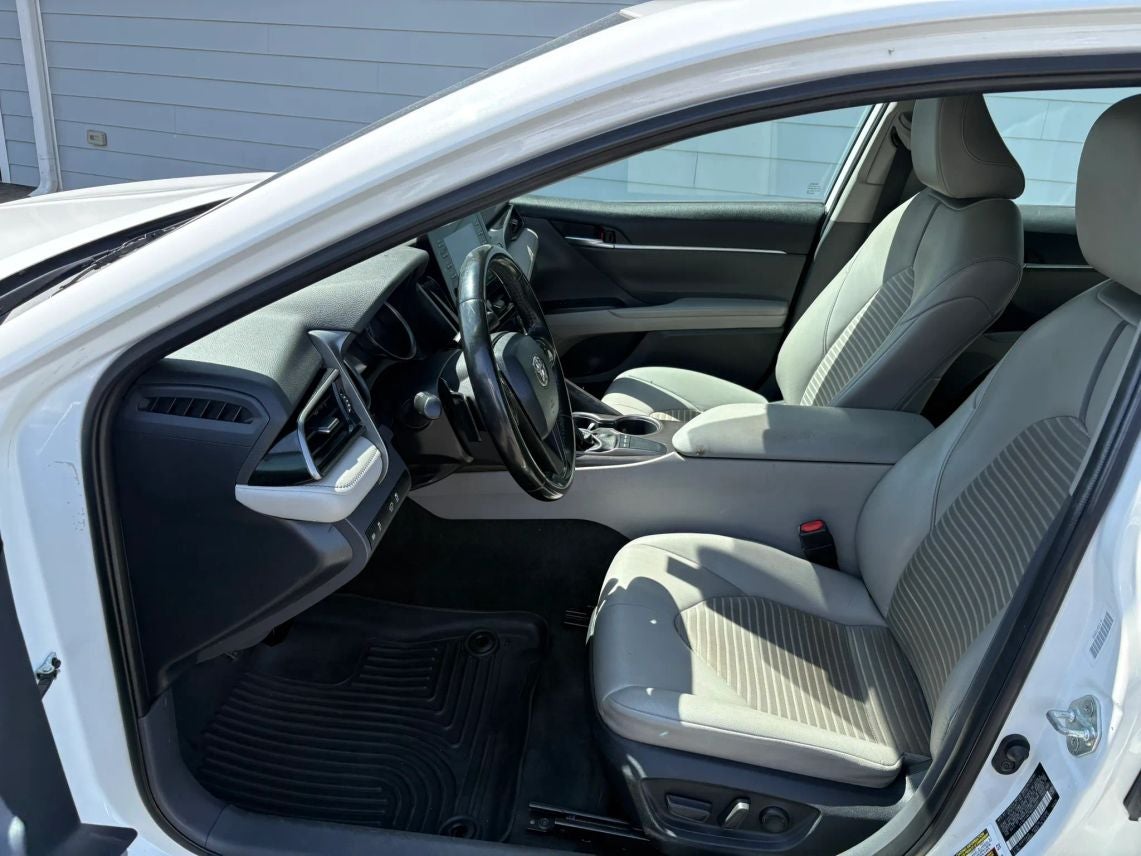2022 Toyota Camry SE Sedan 4D