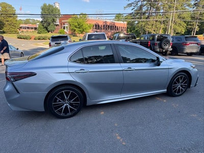 2024 Toyota Camry SE Sedan 4D
