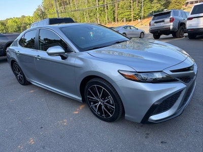 2024 Toyota Camry SE Sedan 4D