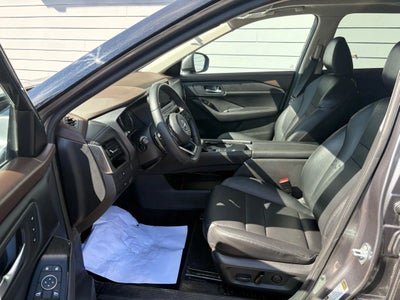 2022 Nissan Rogue SL Sport Utility 4D