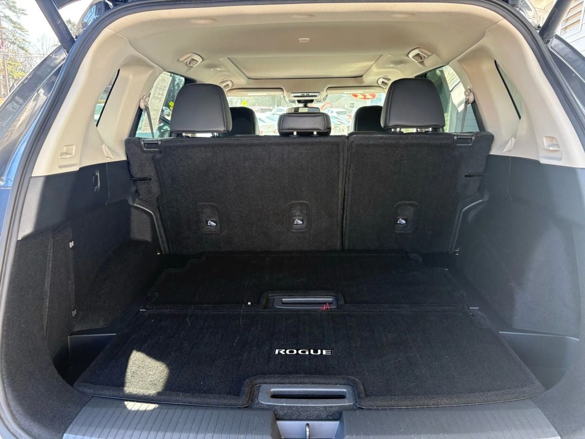 2022 Nissan Rogue SL Sport Utility 4D