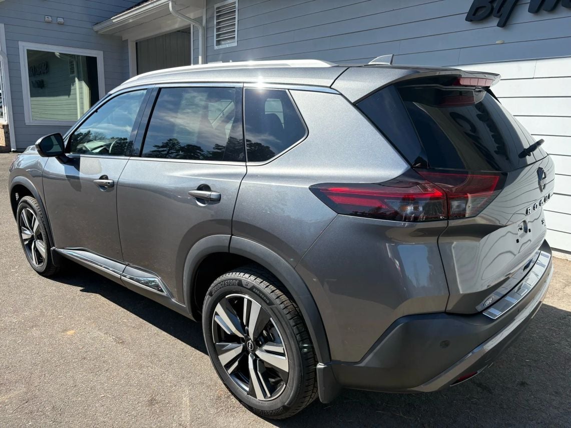 2022 Nissan Rogue SL Sport Utility 4D