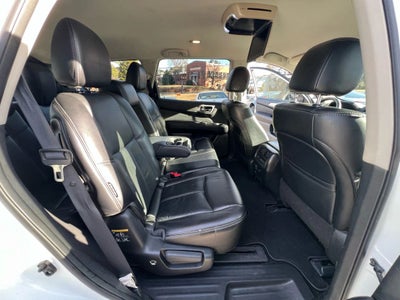 2018 Nissan Pathfinder SL Sport Utility 4D