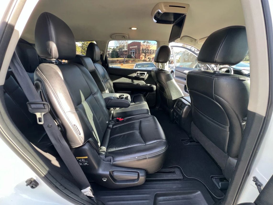 2018 Nissan Pathfinder SL Sport Utility 4D