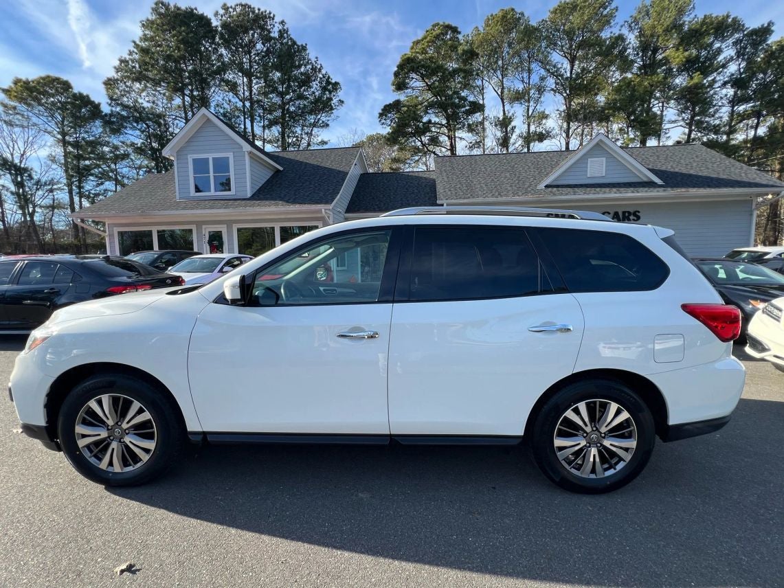 2018 Nissan Pathfinder SL Sport Utility 4D