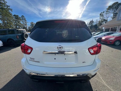 2018 Nissan Pathfinder SL Sport Utility 4D