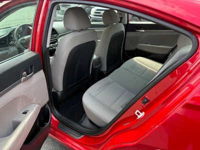 2020 Hyundai Elantra SE Sedan 4D