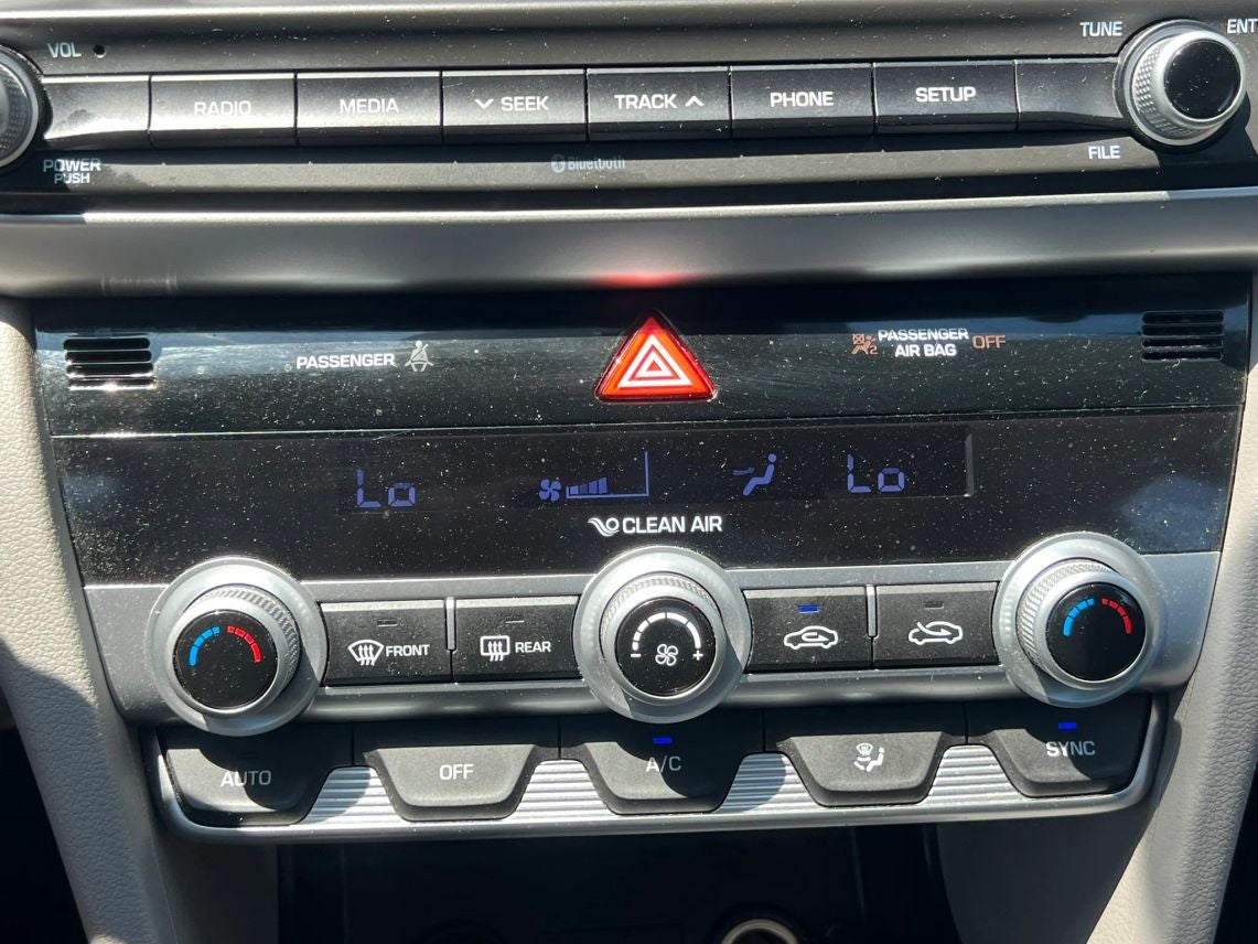 2020 Hyundai Elantra SE Sedan 4D