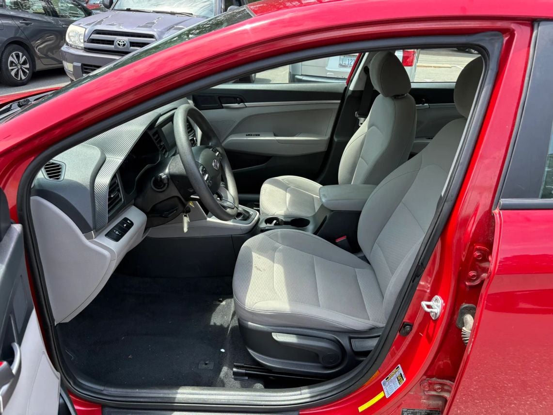 2020 Hyundai Elantra SE Sedan 4D
