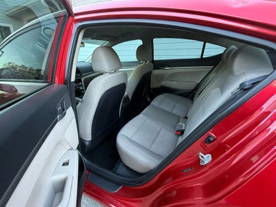 2020 Hyundai Elantra SE Sedan 4D