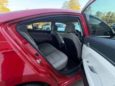 2020 Hyundai Elantra SE Sedan 4D