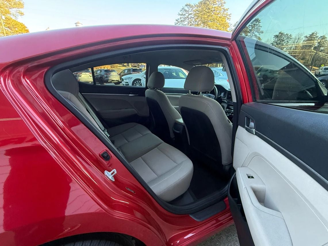 2020 Hyundai Elantra SE Sedan 4D