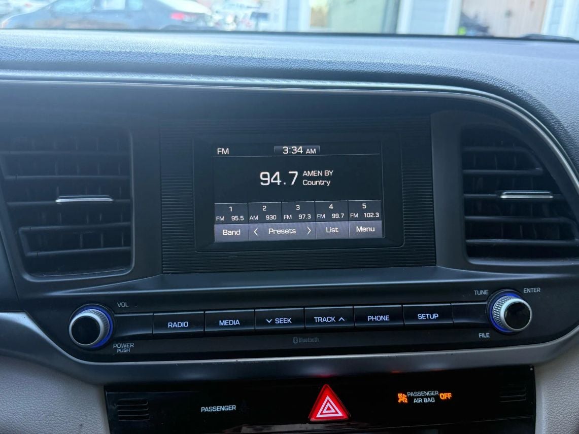 2020 Hyundai Elantra SE Sedan 4D