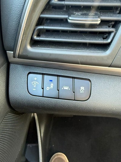 2020 Hyundai Elantra SEL Sedan 4D