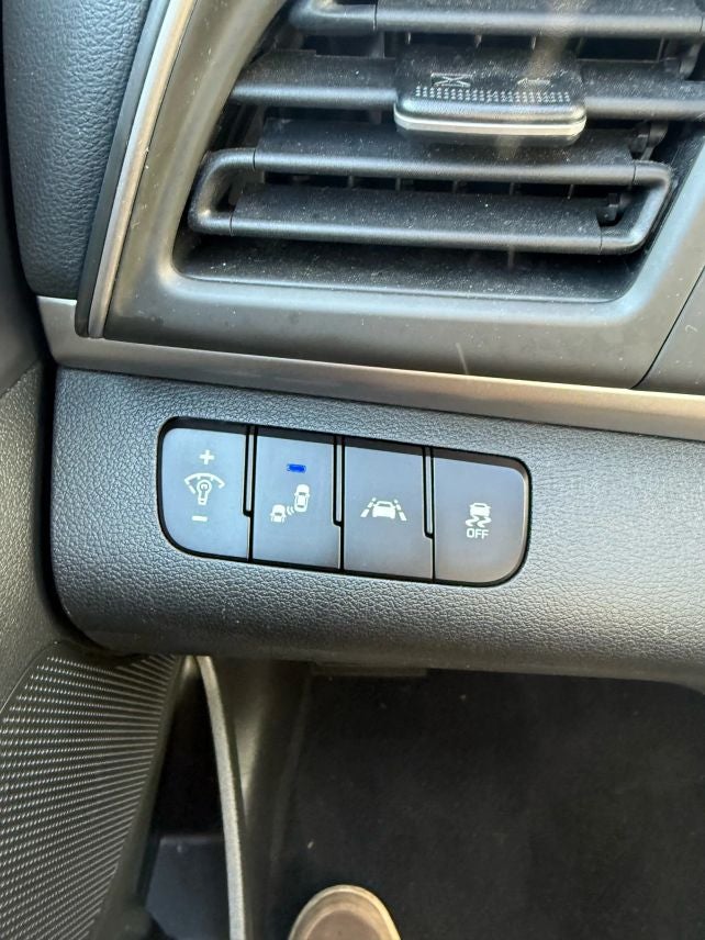 2020 Hyundai Elantra SEL Sedan 4D