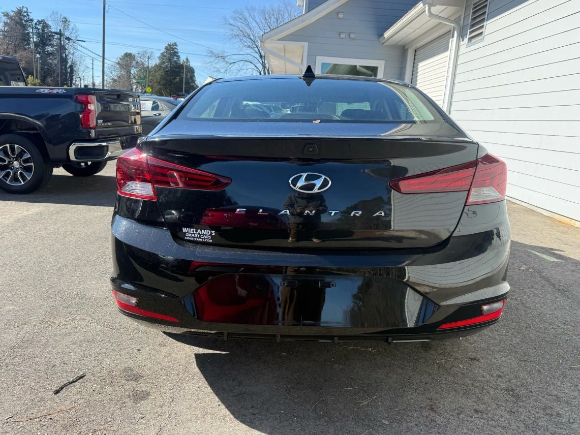 2020 Hyundai Elantra SEL Sedan 4D