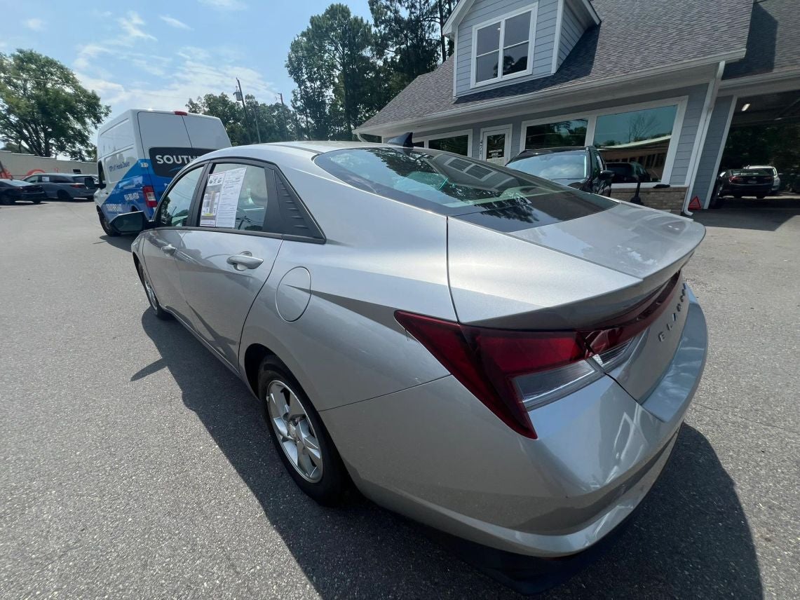 2021 Hyundai Elantra SE Sedan 4D