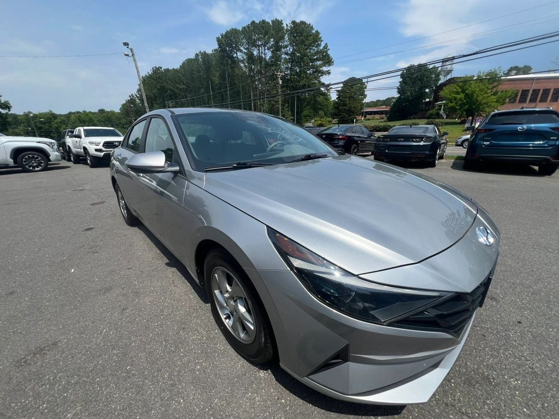 2021 Hyundai Elantra SE Sedan 4D