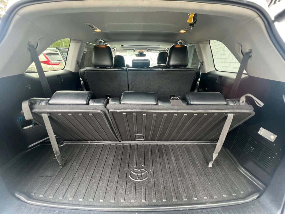 2019 Toyota Highlander XLE Sport Utility 4D