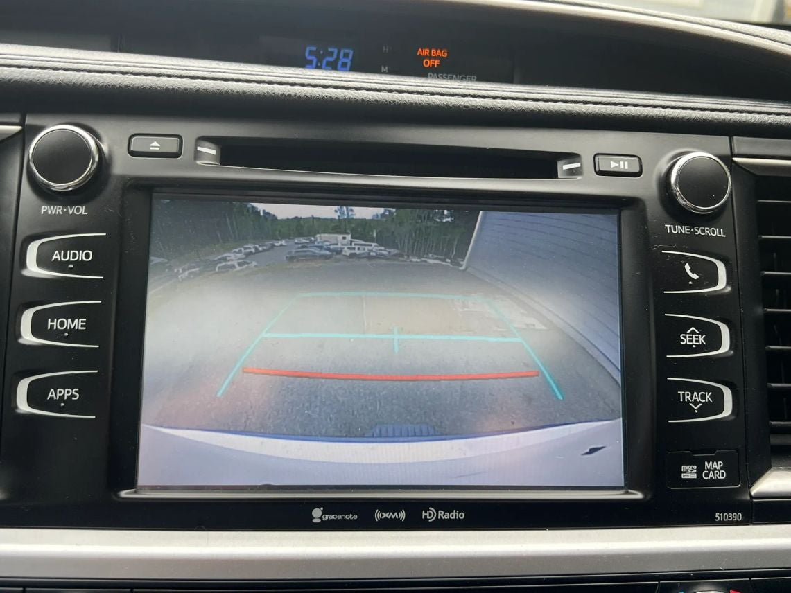 2019 Toyota Highlander XLE Sport Utility 4D