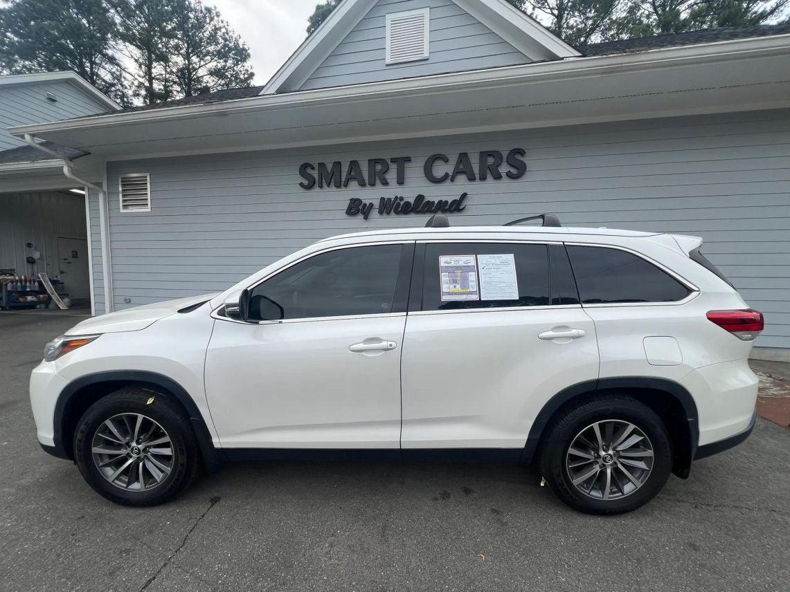 2019 Toyota Highlander XLE Sport Utility 4D