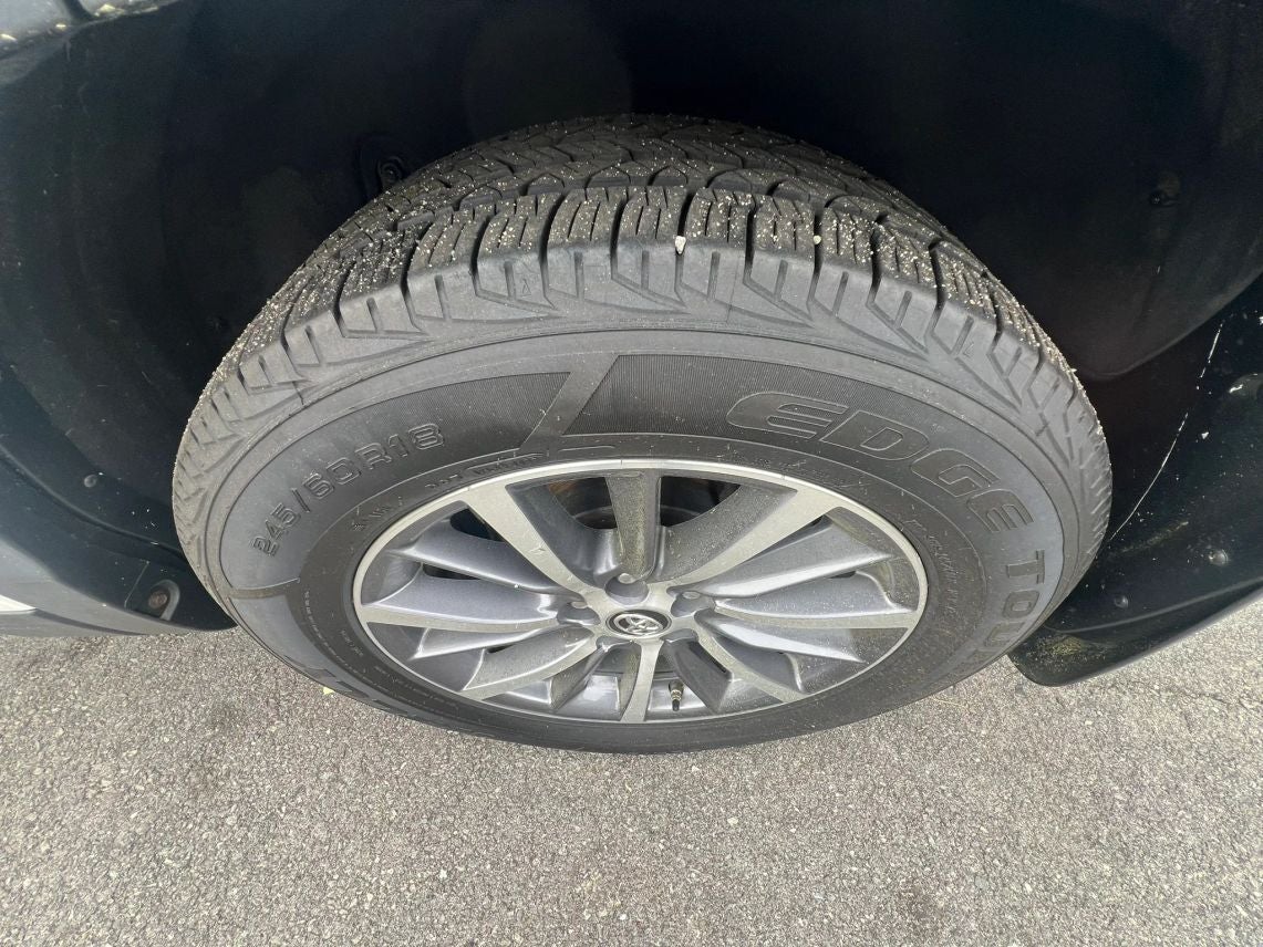 2019 Toyota Highlander XLE Sport Utility 4D