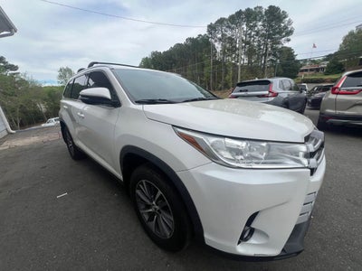 2019 Toyota Highlander XLE Sport Utility 4D