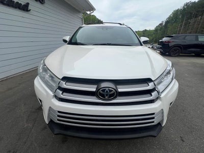 2019 Toyota Highlander XLE Sport Utility 4D