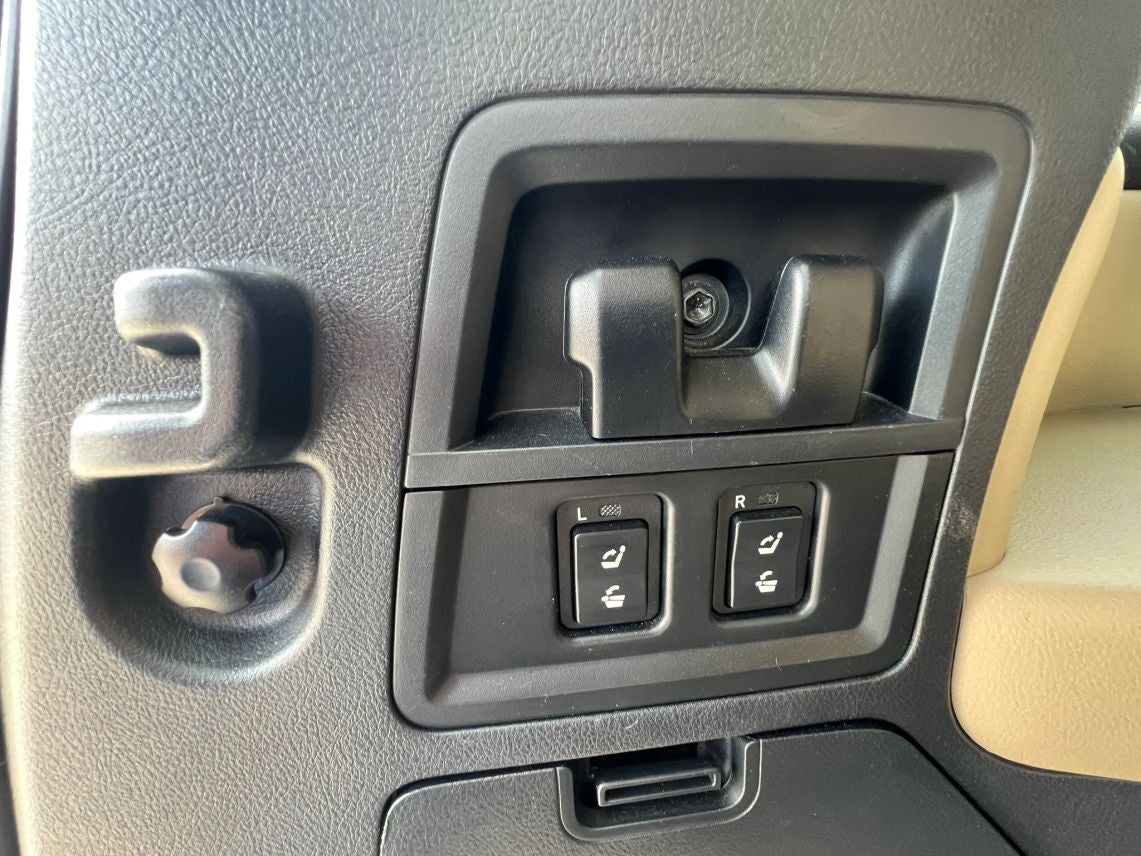 2017 Toyota Sequoia SR5 Sport Utility 4D