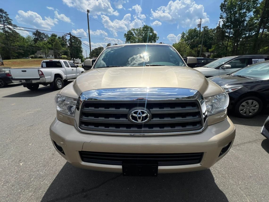 2017 Toyota Sequoia SR5 Sport Utility 4D