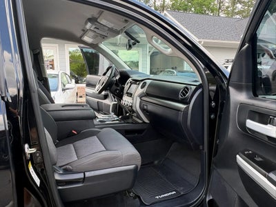 2017 Toyota Tundra CrewMax SR5 Pickup 4D 5 1/2 ft