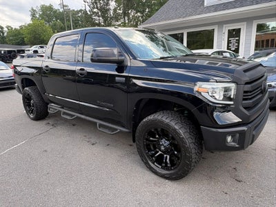 2017 Toyota Tundra CrewMax SR5 Pickup 4D 5 1/2 ft