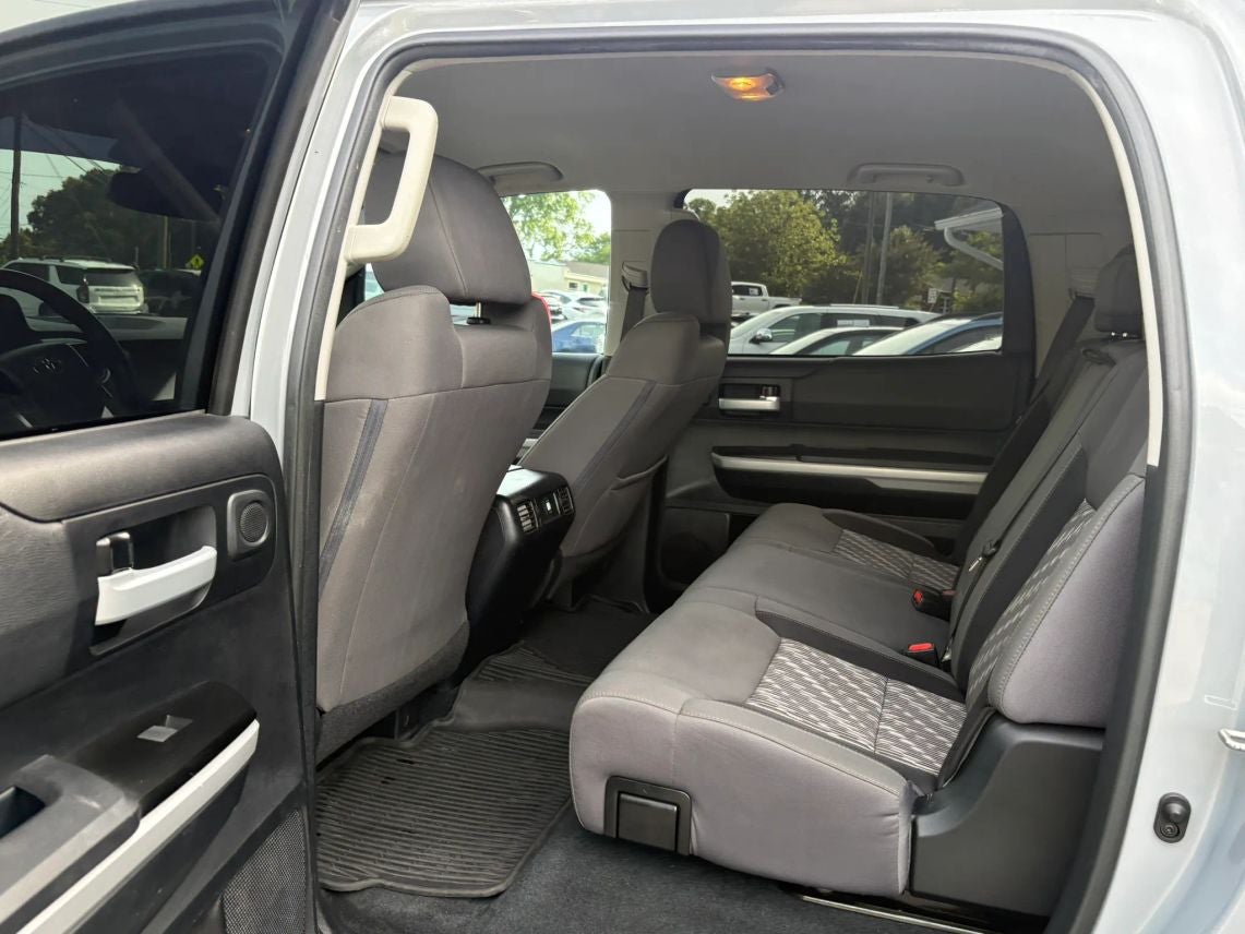 2019 Toyota Tundra CrewMax SR5 Pickup 4D 5 1/2 ft