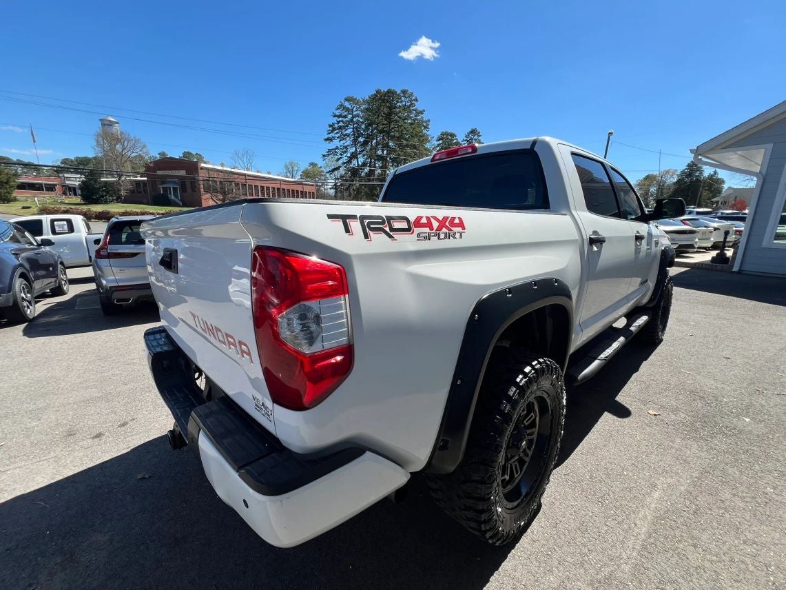 2018 Toyota Tundra CrewMax SR5 Pickup 4D 5 1/2 ft