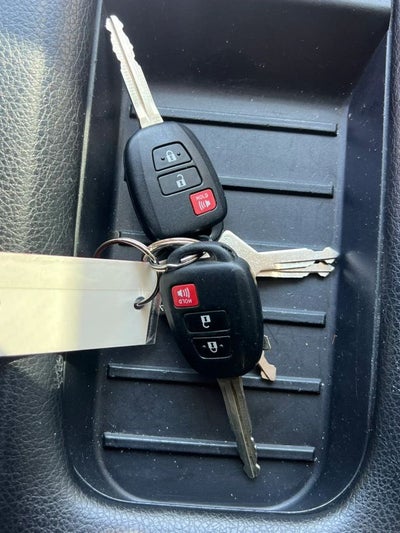 2018 Toyota Tundra CrewMax SR5 Pickup 4D 5 1/2 ft