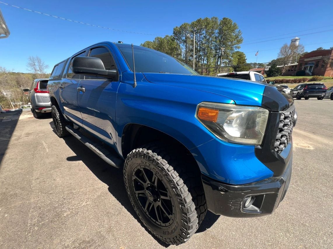 2018 Toyota Tundra CrewMax SR5 Pickup 4D 5 1/2 ft