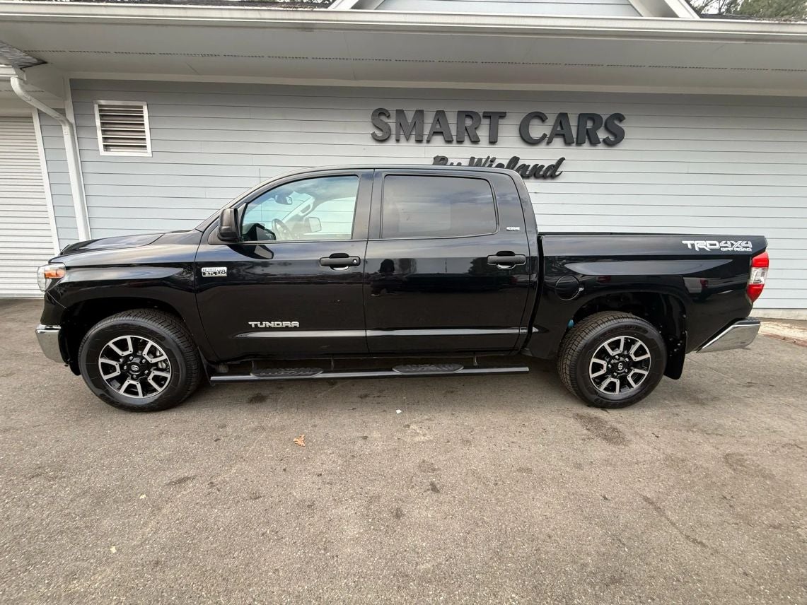 2019 Toyota Tundra CrewMax SR5 Pickup 4D 5 1/2 ft