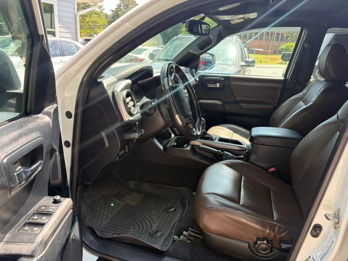 2016 Toyota Tacoma Double Cab Limited Pickup 4D 5 ft