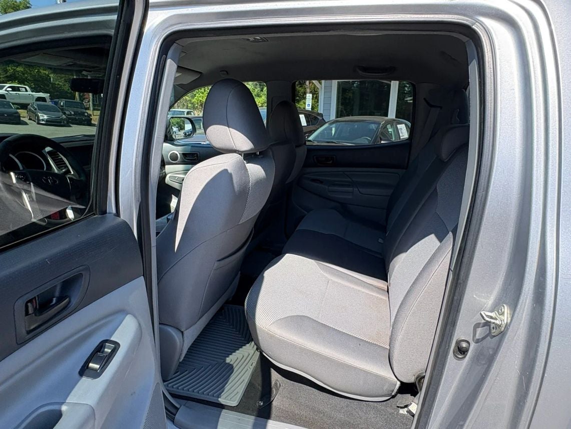 2014 Toyota Tacoma Double Cab Pickup 4D 5 ft