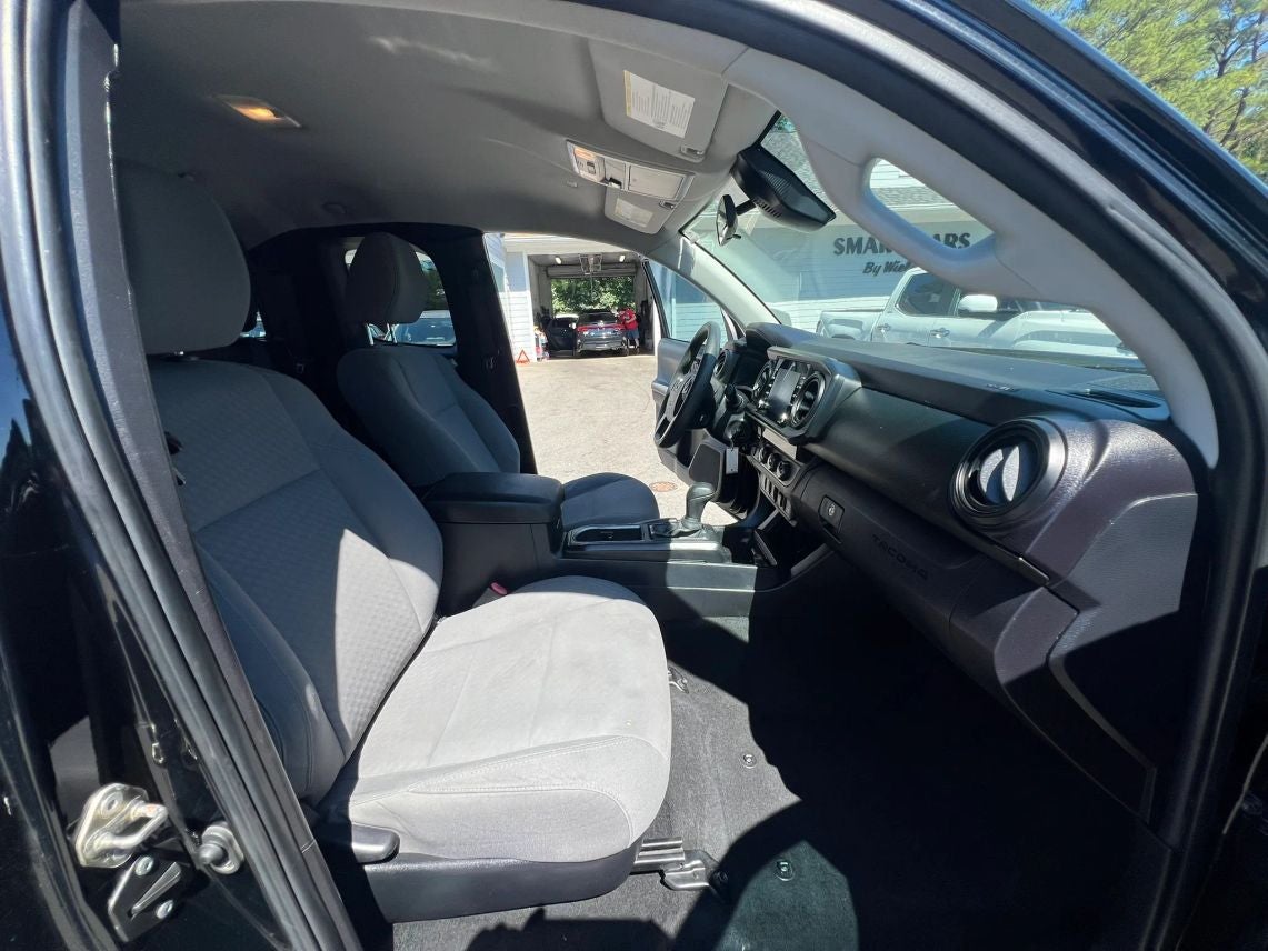 2020 Toyota Tacoma Access Cab SR Pickup 4D 6 ft