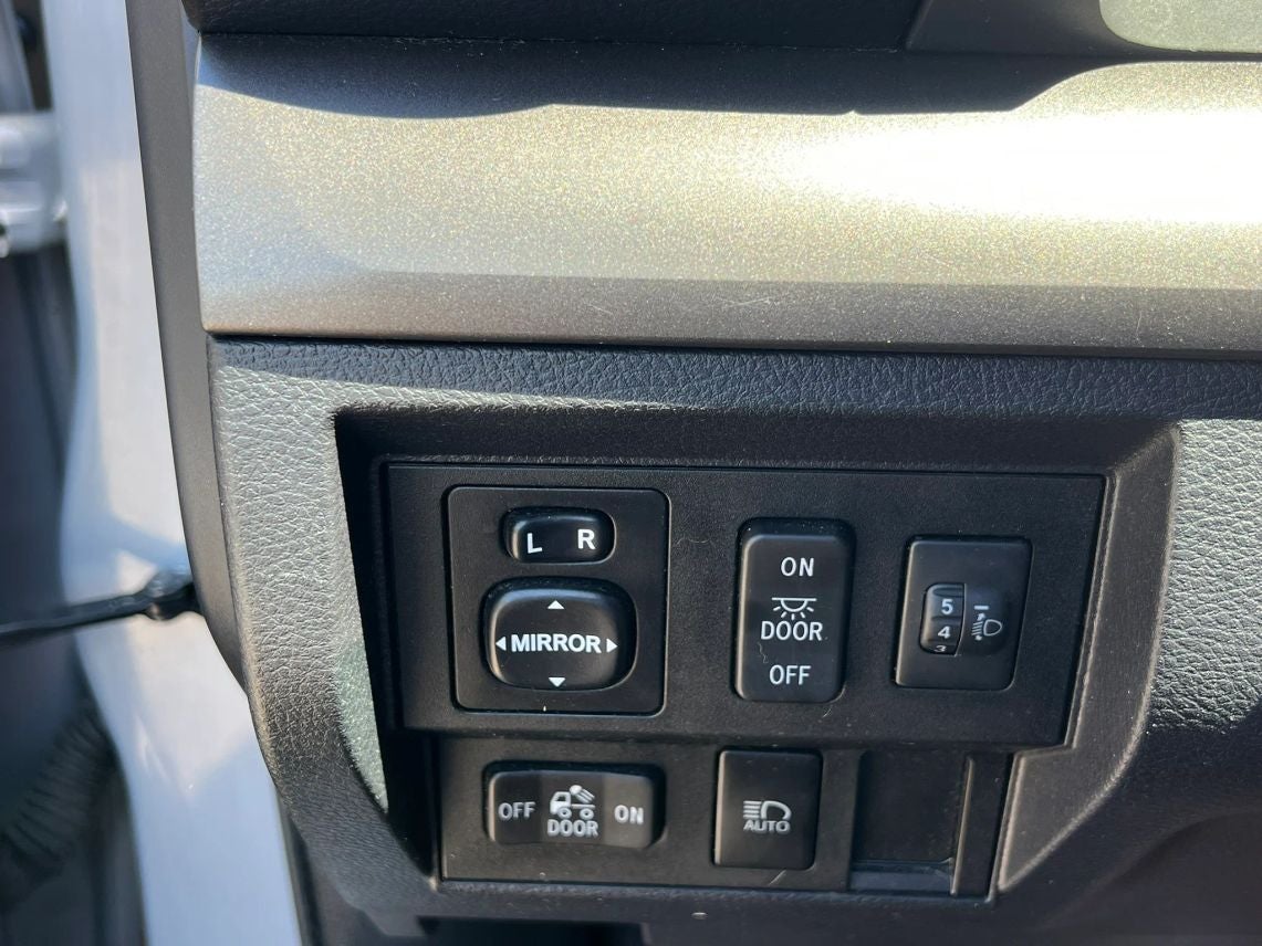2018 Toyota Tundra Double Cab SR5 Pickup 4D 6 1/2 ft