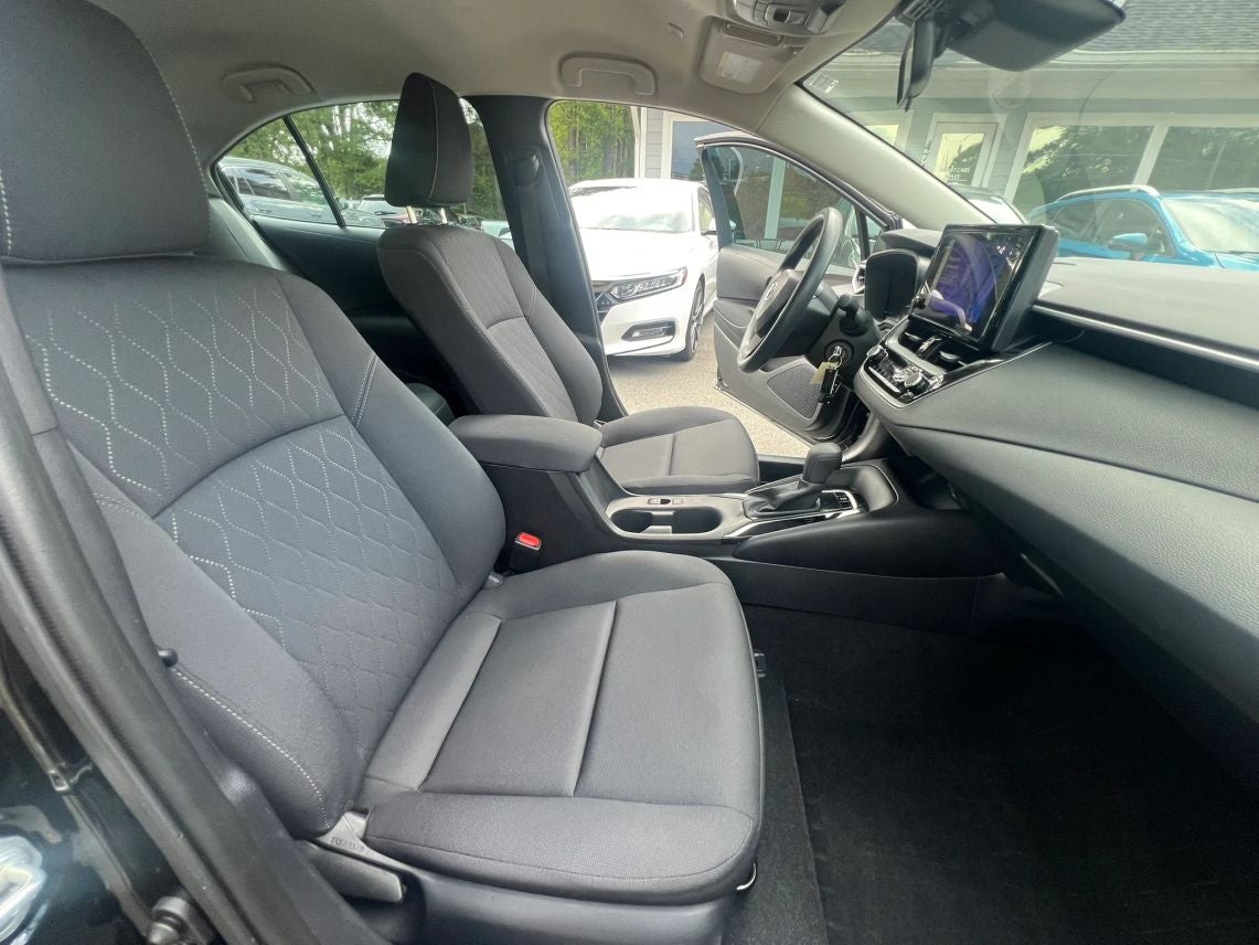 2024 Toyota Corolla LE Sedan 4D