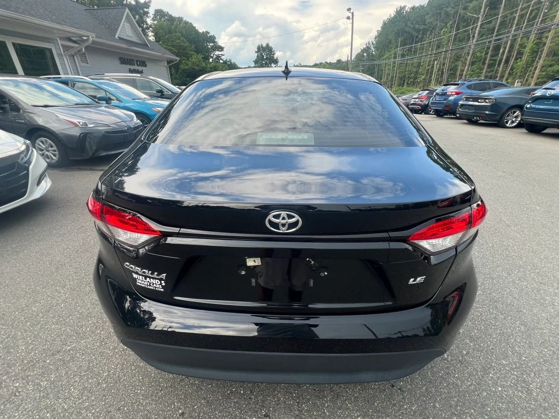 2024 Toyota Corolla LE Sedan 4D